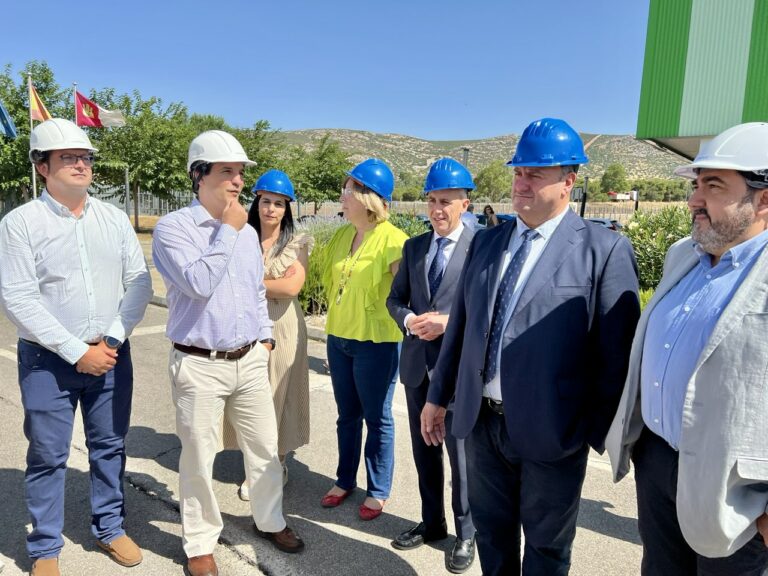 La Junta seguirá invirtiendo en la planta Clamber de Puertollano tras constatar el «interés» de las empresas en la valorización de subproductos agropecuarios