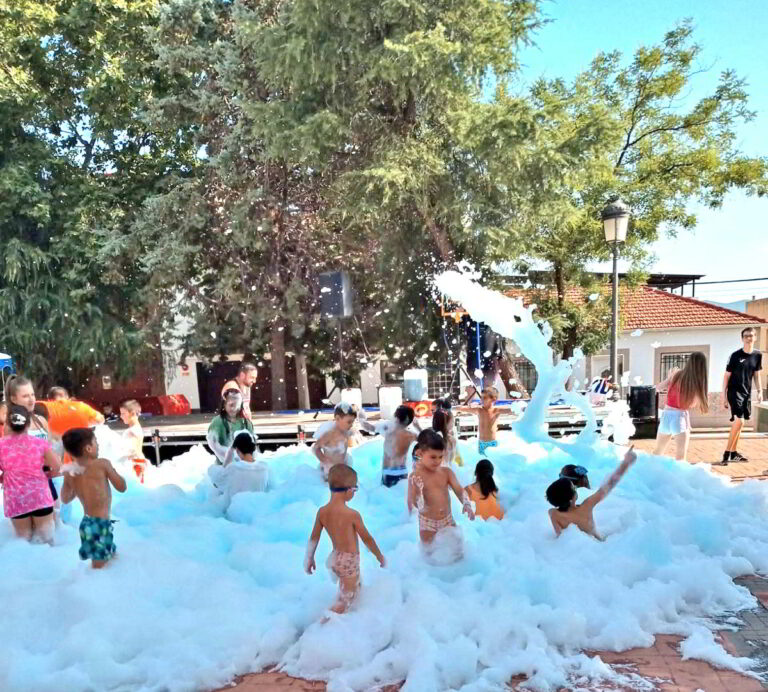 Puertollano: Juegos de espuma abren un fin de semana de actividades en El Abulagar