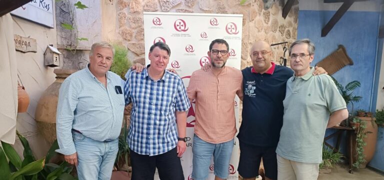 Javier Espejo Surós presenta su proyecto pedagógico «Star Words» a la Sociedad Cervantina de Alcázar de San Juan