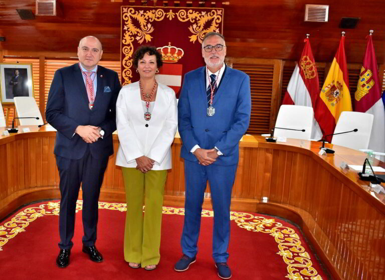 Puertollano: Pilar Avilero, Francisco José García y Carlos Cañizares toman posesión como nuevos concejales del grupo municipal Socialista