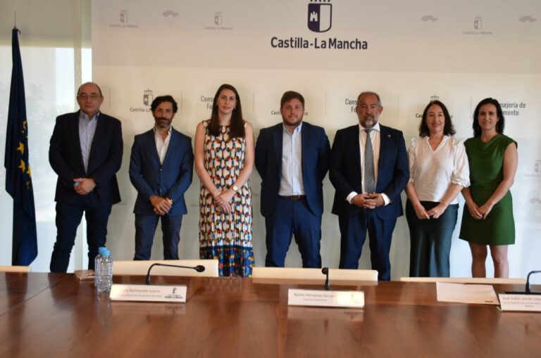 Castilla-La Mancha expandirá el Transporte Sensible a la Demanda por varias zonas de la región