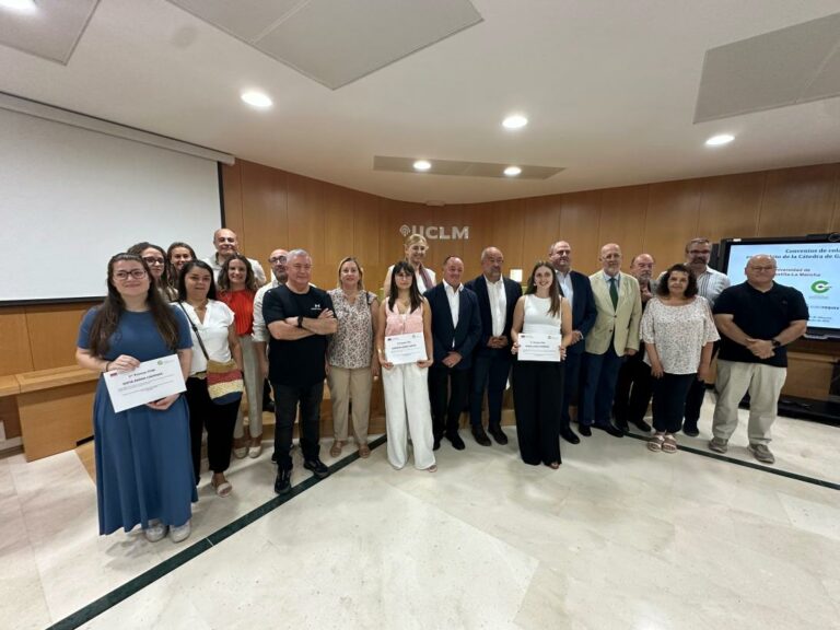 El Gobierno regional se reunirá con las OPAS y Cooperativas Agro-alimentarias el próximo jueves para analizar la propuesta de la PAC e iniciar el proceso que dé la vuelta a la situación