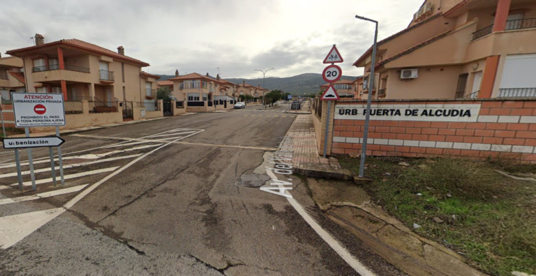Almodóvar del Campo: Los vecinos de Puerta de Alcudia, hartos de los cortes de agua