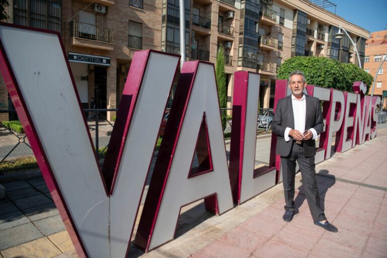 Jesús Martín apura su mandato de 24 años: Alcalde sin ‘don’ que deja a Valdepeñas «en el mejor momento de su historia»