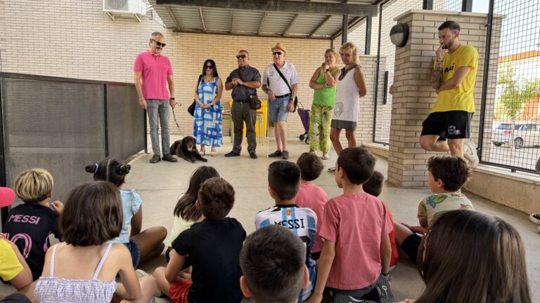 Las Escuelas Municipales de Verano de Ciudad Real celebran talleres de sensibilización sobre discapacidad visual