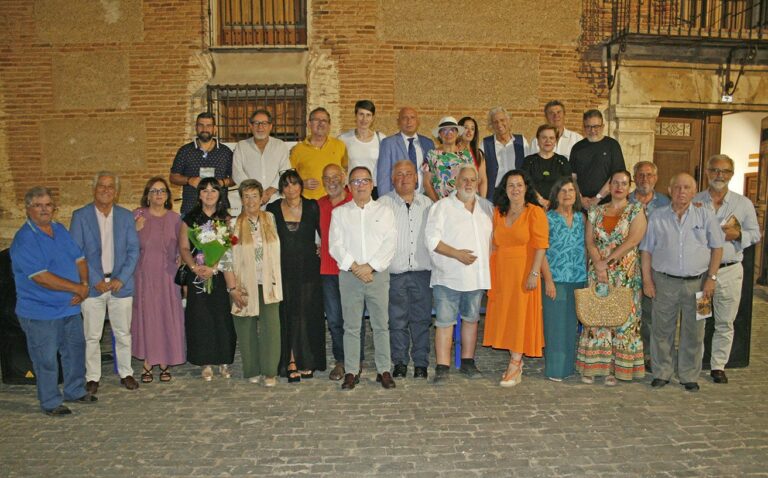 Cantabria, Soria, Zamora y Oporto presentes en la cálida noche aldeana del Palacio de Claveria
