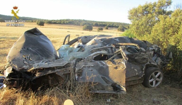Investigan al conductor de un vehículo por homicidio imprudente en el accidente que se saldó con un joven muerto en Piedrabuena