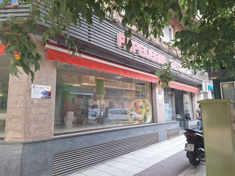 Cierra Capri, una librería menos en Puertollano