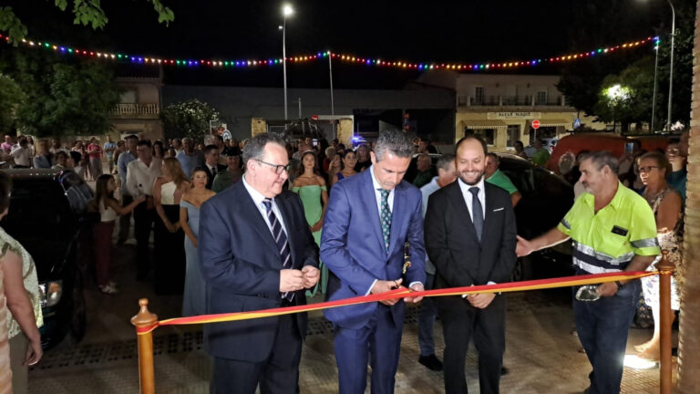 Carlos Martín De la Leona acompaña al pueblo de Santa Cruz de Mudela en el inicio de sus fiestas patronales