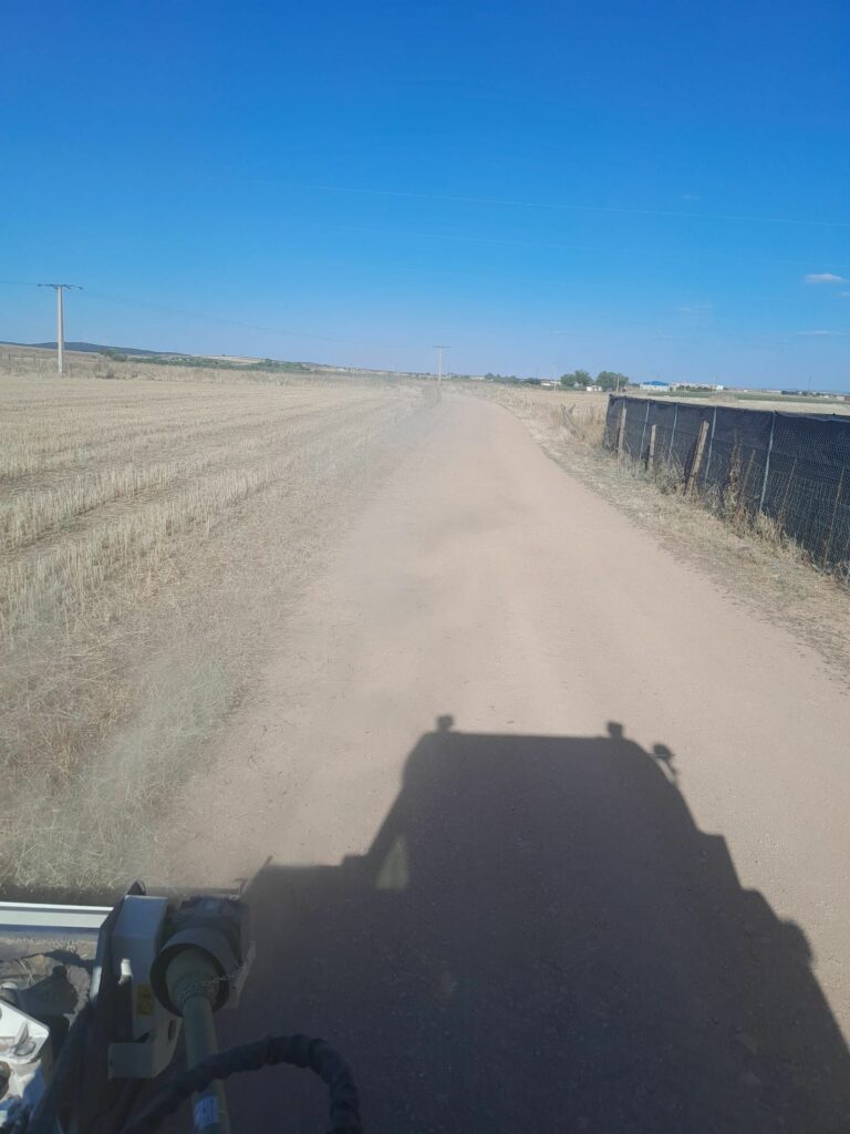 Finalizada la campaña de desbroce y limpieza en los caminos rurales de Miguelturra