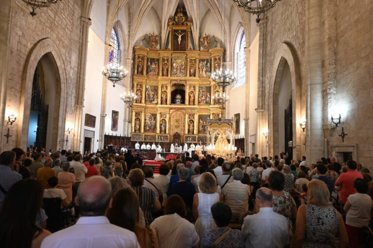 La capital celebra con fervor y tradición la jornada en honor a su patrona