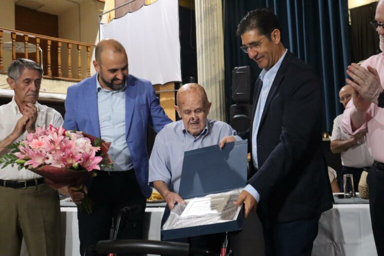 El Gobierno de Castilla-La Mancha apuesta por blindar las políticas de bienestar y atención a los mayores para favorecer “vivir más y vivir mejor”