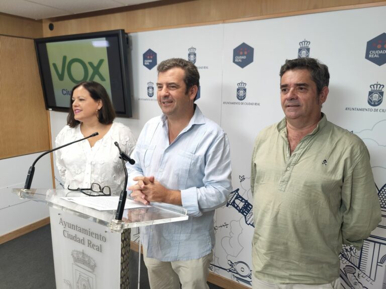 VOX registra alegaciones al PMUS y exige la retirada del Plan de Movilidad del Partido Popular