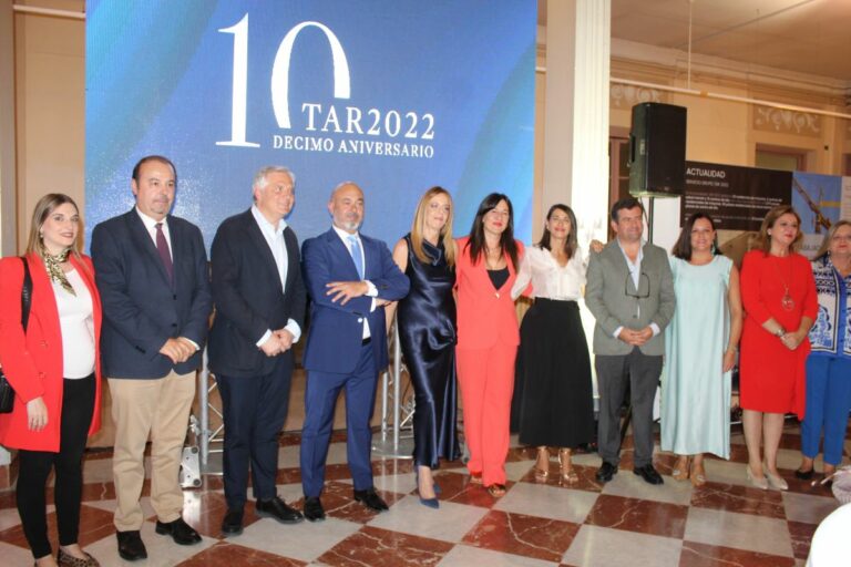 El Gobierno regional defiende un sistema que atienda a las personas mayores con justicia y dignidad