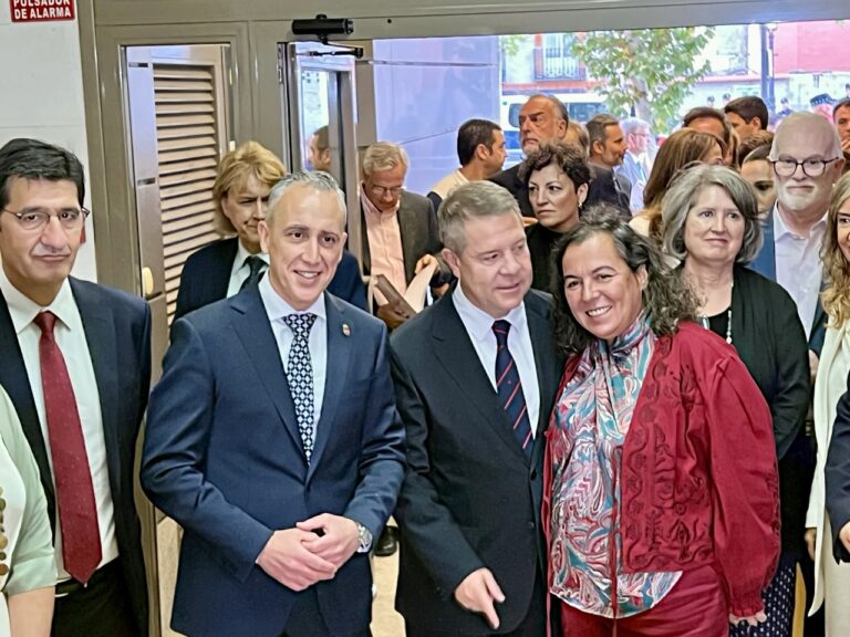 Junta e Hydnum Steel impulsan la acería de Puertollano como proyecto singular que en breve creará becas de excelencia y una empresa de IA