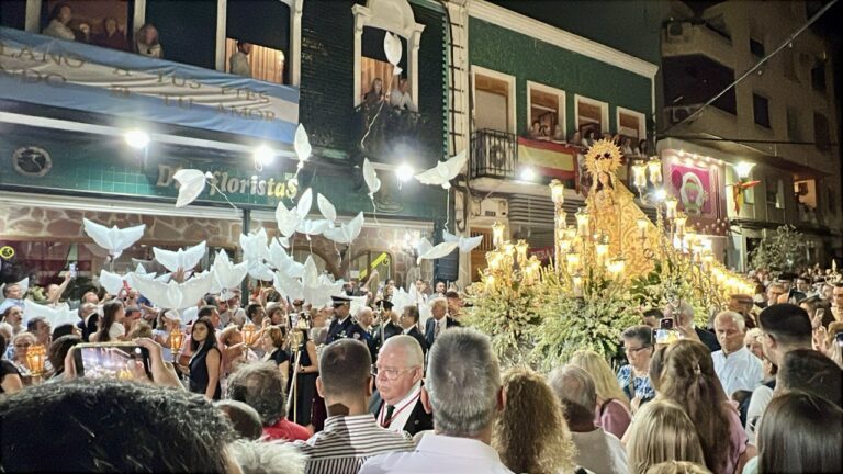 Puertollano agasaja a la Virgen de Gracia en una emocionante y multitudinaria procesión