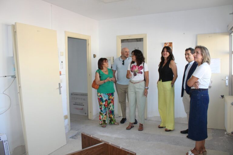 Las obras de mejora en el centro de salud de Calzada de Calatrava, con una inversión de 270.000 euros, terminarán antes de diciembre