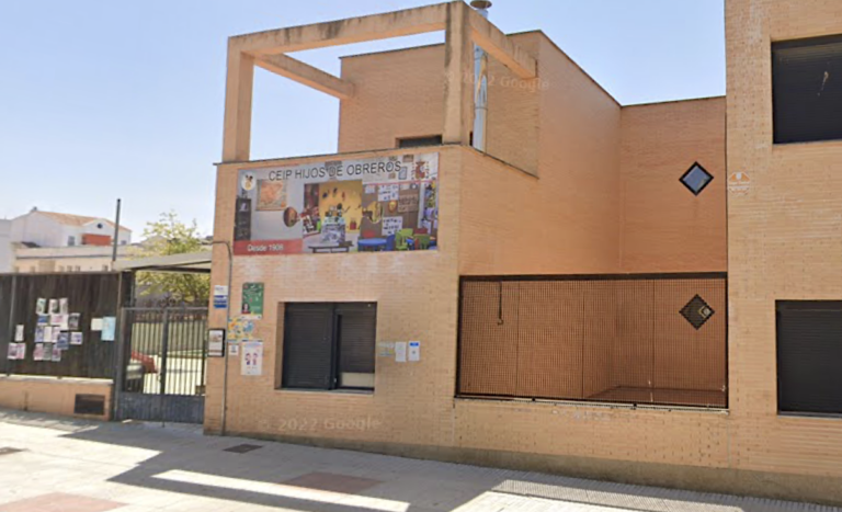 El PSOE de Almadén defiende el futuro de la educación y recuerda que el PP “no mueve un dedo”