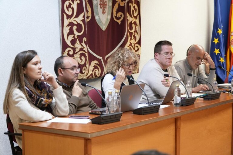 La renovación y el relevo por cuestiones laborales llegan al Grupo Socialista en el Ayuntamiento de Miguelturra: Laura Arriaga y Pedro Redondo ceden el testigo