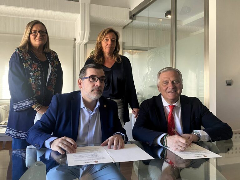 El Ayuntamiento de Ciudad Real y el Colegio Oficial de Médicos abren la medicina preventiva a los vecinos