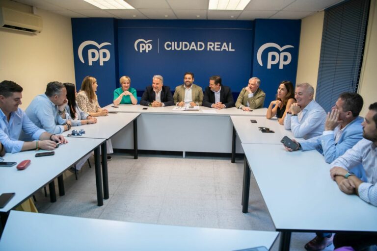 Núñez admite que el dato en CLM «mejora un poquito» pero ve a la región «peor que el resto» de manera estructural