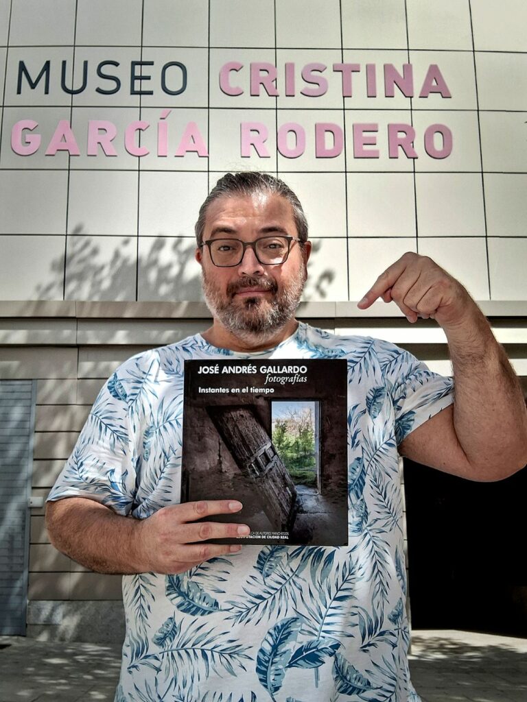 José Andrés Gallardo presentará su libro de fotografía «Instantes en el tiempo en Puertollano» el 19 de septiembre