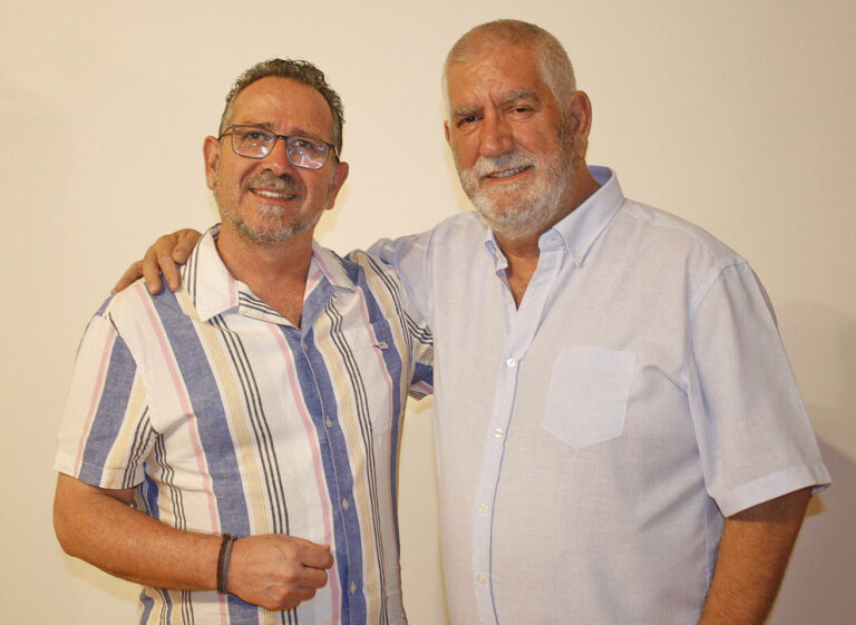 Los poetas Luis Díaz-Cacho y Juan Camacho, coordinadores del ‘II Hermanamiento de poetas de Euskadi y Castilla-La Mancha. Aldea del Rey 2025’