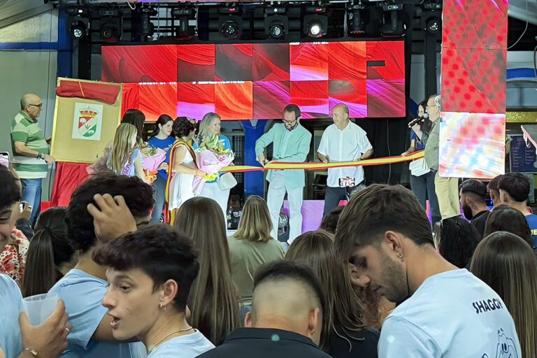 Brazatortas inaugura sus fiestas entre el fervor popular al Cristo de Orense y la mirada puesta en el futuro