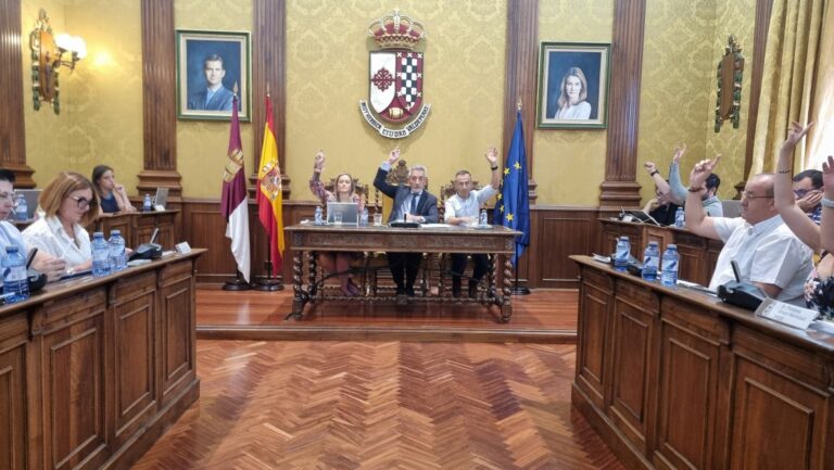 Valdepeñas da luz verde a una inversión de 500.000 euros para la nueva salida del parking de la Plaza Constitución