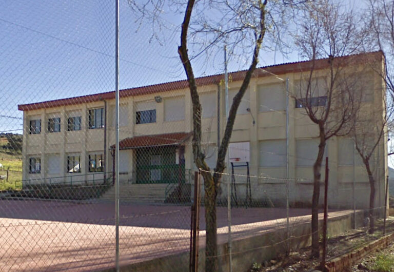 Miguel Ángel Fúnez (PSOE): «Mantener abierta la escuela de San Benito es apostar por la vida en el mundo rural»