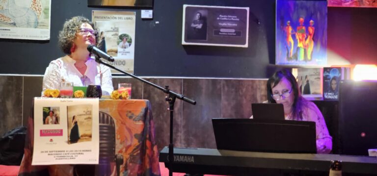 Gala Cano presentó «El circo de las lamentaciones» en Macondo Café Cultural de Puertollano