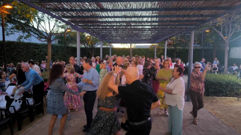 Ciudad Real: La concejalía de Mayores inicia el curso con el baile intergeneracional de otoño