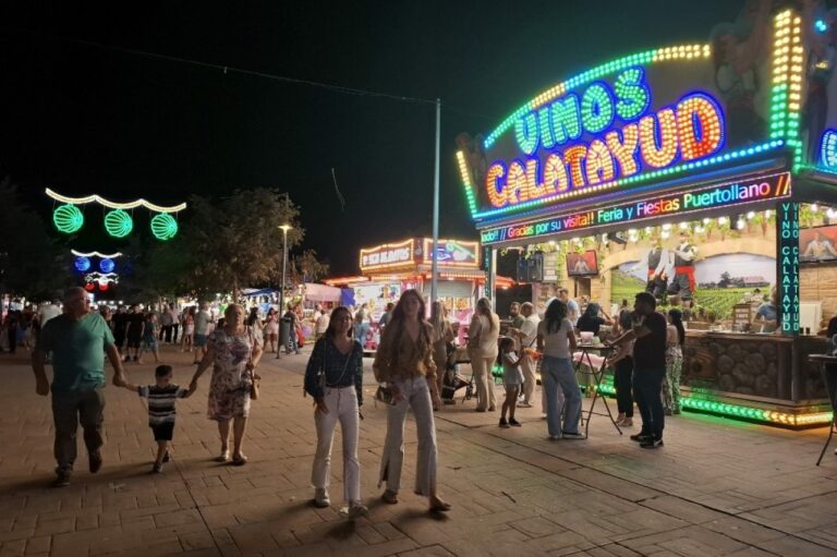 Los feriantes denuncian el «deterioro y abandono» del colectivo por el Ayuntamiento de Puertollano