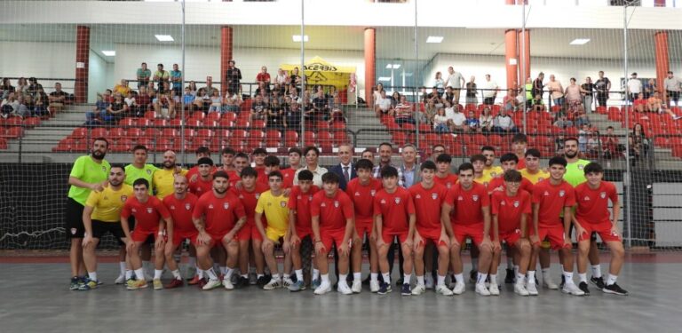 El Puertollano Fútbol Sala presenta la nueva temporada en el Antonio Rivilla