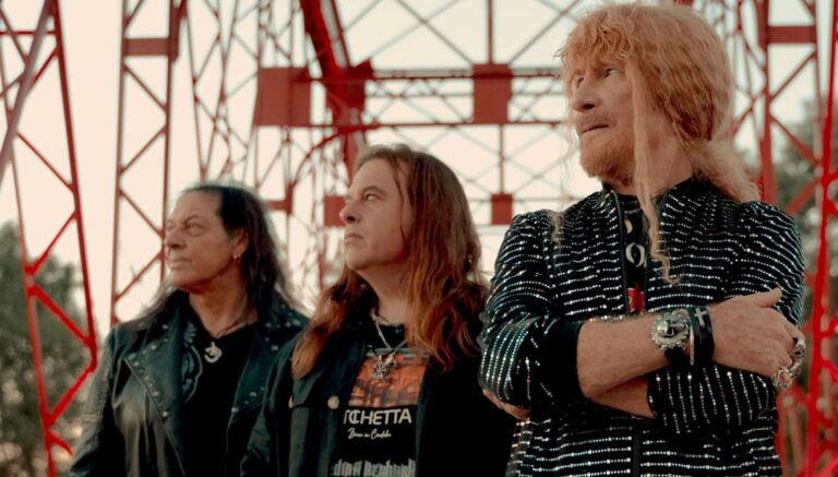 «Medina Azahara» se despide esta noche en concierto del público de Puertollano en la gira «Todo tiene su fin»