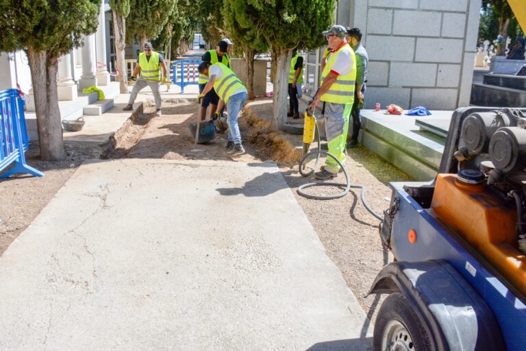 Iniciado el Plan de Empleo Zonas Rurales 2025 con dos proyectos de mejora urbana