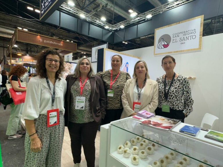 El Gobierno de Castilla-La Mancha promueve y apoya la participación de 15 empresas hortofrutícolas en la feria internacional ‘Fruit Attraction’