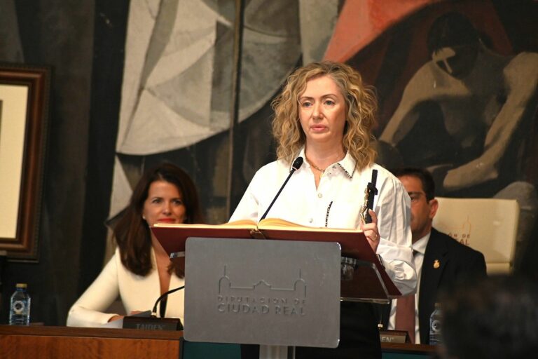 Saldaña critica la falta de rigor informativo y advierte de posibles acciones legales por filtraciones tras conocerse la paralización del procedimiento.