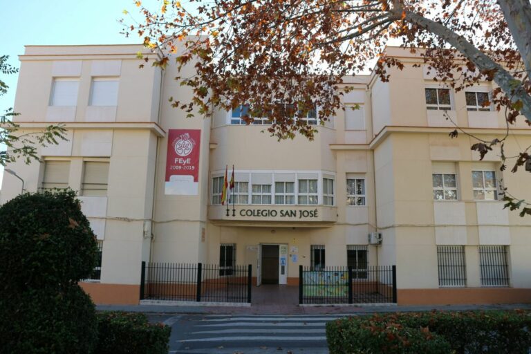 Sorpresa e inquietud en la comunidad del Colegio San José de Puertollano: cerrará sus históricas instalaciones para «integrarse» y mudarse al Inmaculada Enpetrol