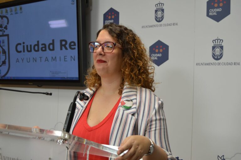 El PSOE propone un plan urgente de asfaltado y acerado y reclama la convocatoria inmediata del Consejo Escolar Municipal