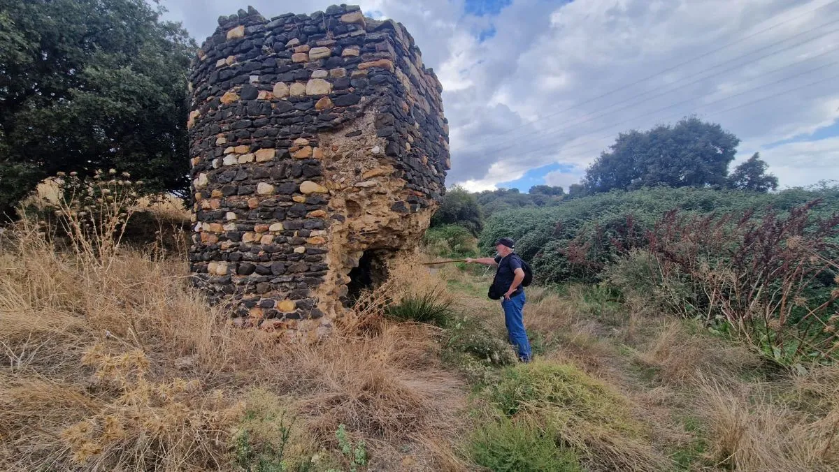 El horno de la Higuera, una sorprendente construcción junto al Ojailén |  MiCiudadReal.es