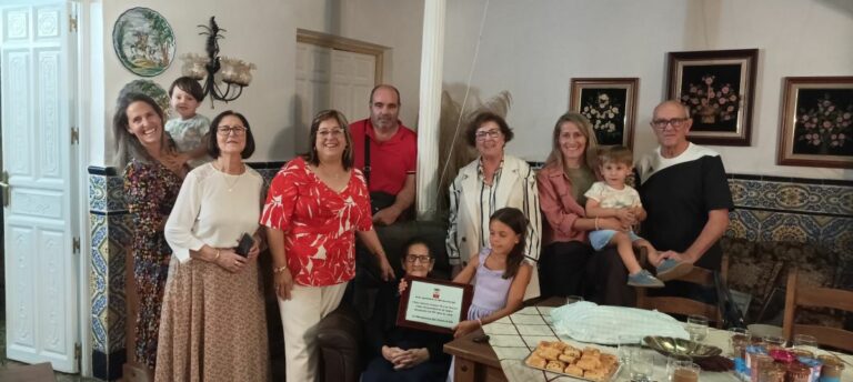 Villarrubia de los Ojos homenajea a cuatro vecinos centenarios con motivo del Día Internacional de las Personas Mayores