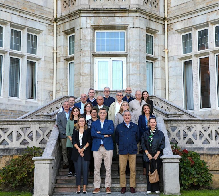 El Consejo Rector de Eurocaja Rural se reúne en Santander reforzando su implicación con Cantabria