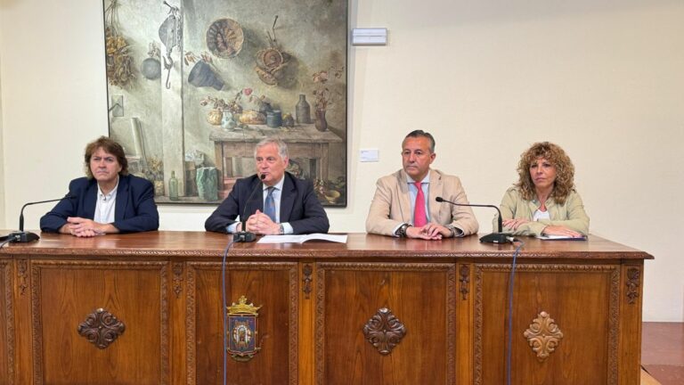 La Junta espera seguir contando con la colaboración institucional en materia de empleo y pide evitar “comentarios infundados”