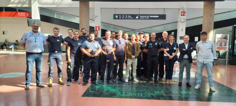 Bomberos y policías se forman en Ciudad Real sobre emergencias en infraestructuras ferroviarias