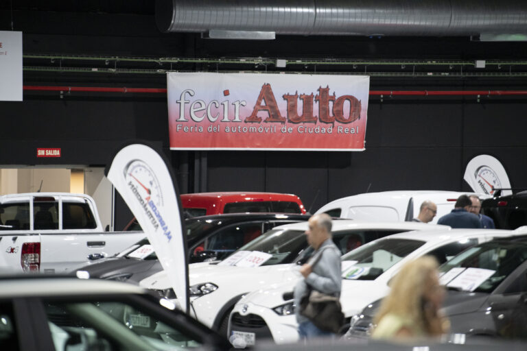 Fecirauto y Fecirtruck  celebran en IFEDI su 10ª edición con más de 350 vehículos en exposición