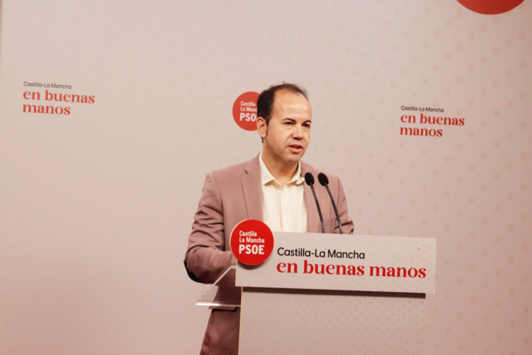 El PSOE denuncia un «nuevo capítulo del PP de los bulos y la manipulación»: «Ahora Page es Juanma Moreno»