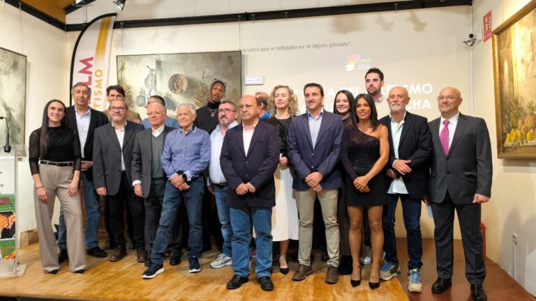 La IV Gala del Atletismo de Castilla-La Mancha de la FACLM reconoce el talento deportivo en el Museo López Villaseñor.