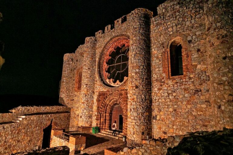 Desde Calatrava La Nueva se observarán las estrellas en la ‘VII Noche de las Velas’ con música, pintura y teatro