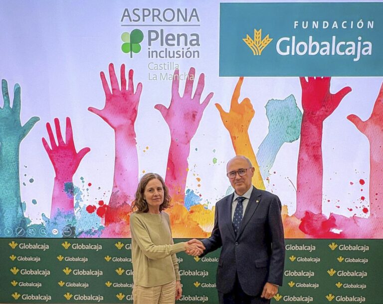 La Fundación Globalcaja colabora con Asprona en su programa de soporte técnico para la atención de personas adultas con discapacidad intelectual